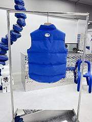 Canada Goose Down Vest CG3320-01 - 5