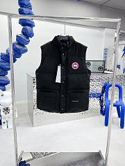 Canada Goose Down Vest CG3320-03 - 1