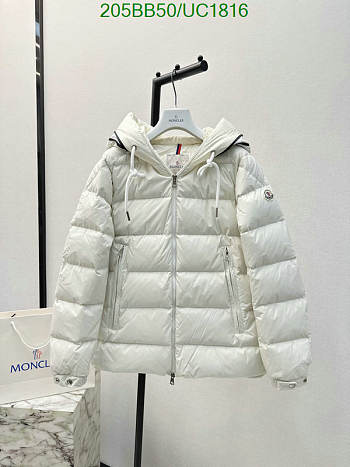 Moncler Down Jacket Code UC1816-01