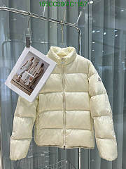 Moncler Women's Down Jacket Code AC1957-01 - 2