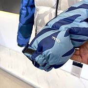 The North Face  KAWS Cowes XX Jacket TNF430-03 - 5