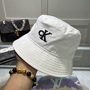 Calvin Klein Cap Code CK5110-02 - 2