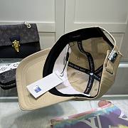 Calvin Klein Cap Code CK5210-02 - 4