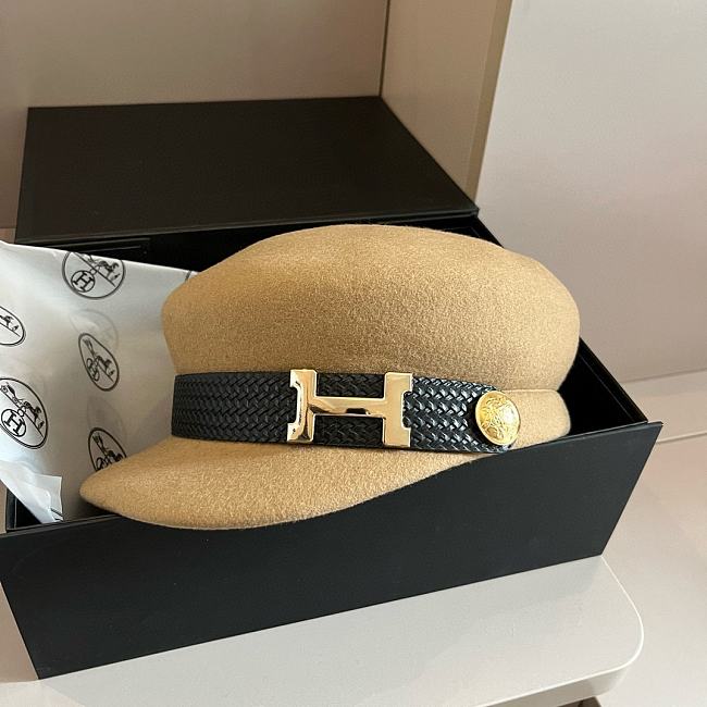 Hermes Hat Code HE2034-01 - 1