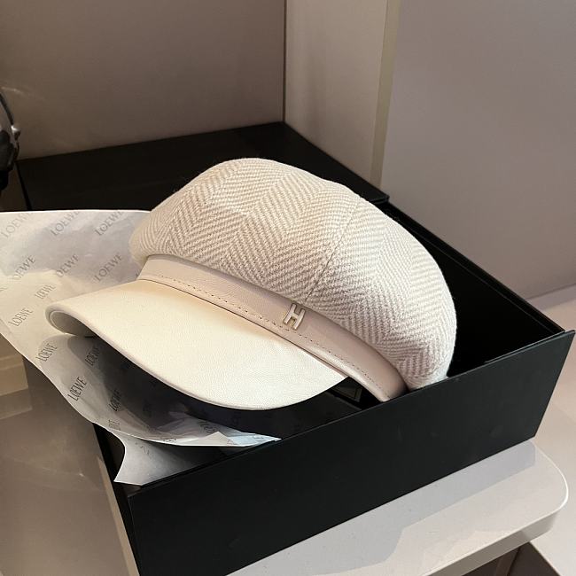 Hermes Hat Code HE2034-03 - 1