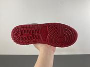 Air Jordan 1 Retro Low OG Chicago (2025) HQ6998-600 - 5