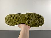 Nike SB Dunk Low Supreme 94 Camper Green HQ8487-300 - 2
