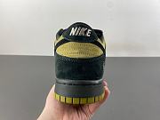 Nike SB Dunk Low Supreme 94 Camper Green HQ8487-300 - 3