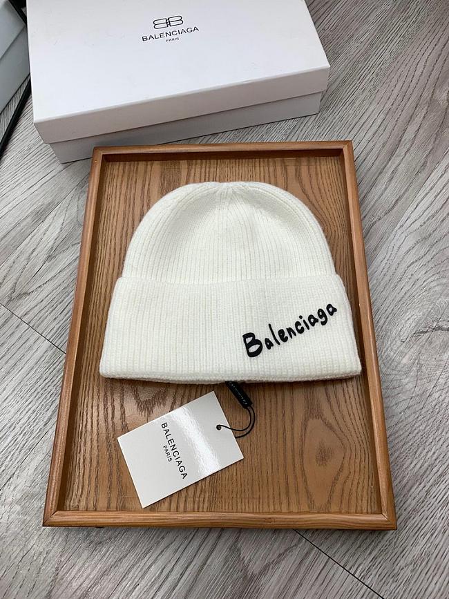 Balenciaga Beanie Code BS3204-02 - 1