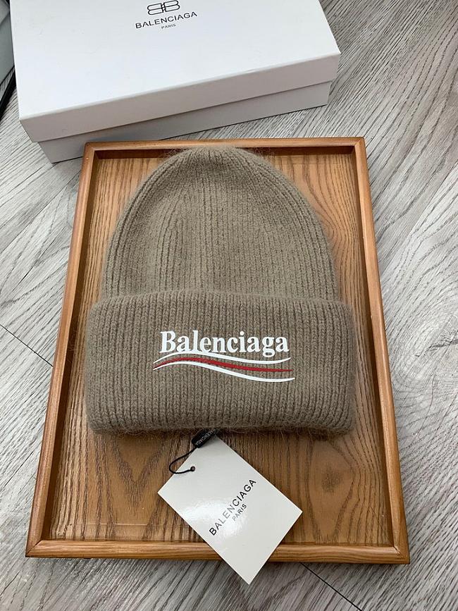 Balenciaga Beanie Code BS1004-04 - 1