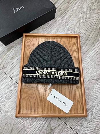 Dior Beanie Code CD0065-03