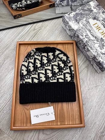 Dior Beanie Code CD0067-05