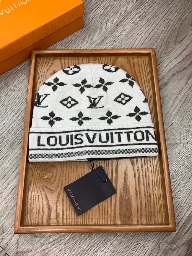 Louis Vuitton Beanie Code LV0010-03 - 1