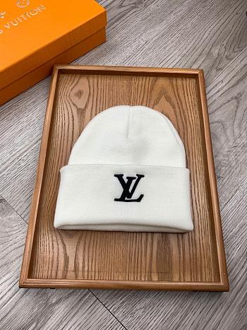 Louis Vuitton Beanie Code LV0010-08