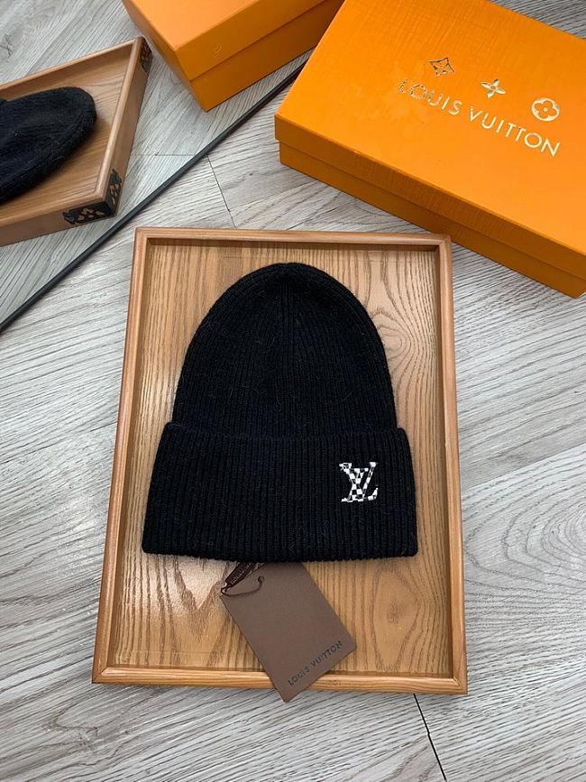 Louis Vuitton Beanie Code LV0050-04 - 1