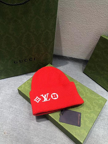 Louis Vuitton Beanie Code LV0053-01