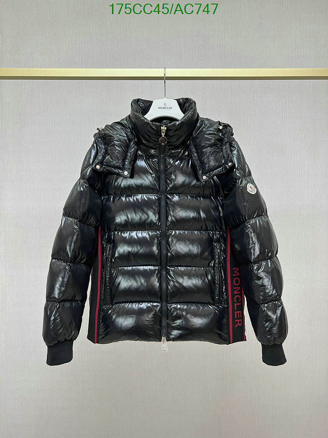 Moncler Knockoff Down Jacket Code AC748 - 1