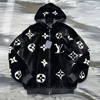 Louis Vuitton Clothes Top Version LV8515