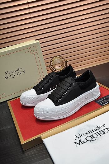 Alexander Mcqueen Plimsol Shoes AM2105