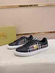 Burberry Leather Sneakers with Logo B0232 - 1