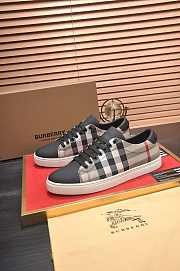 Burberry Suede And House Sneaker B0055 - 5