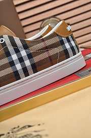 Burberry Suede And House Sneaker B0057 - 5