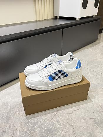 Burberry Terrace Sneakers B5217