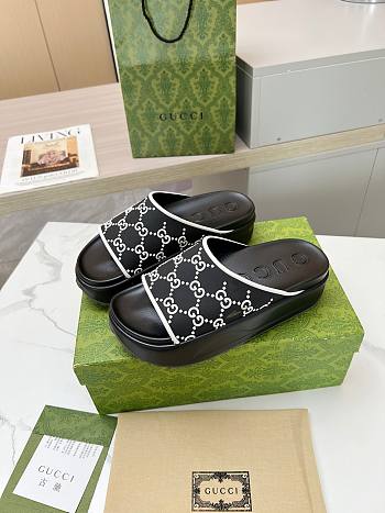 Gucci Slippers Platform GG5418