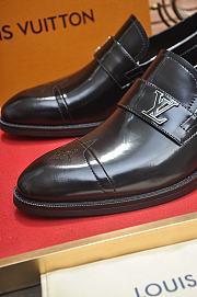 Louis Vuitton Loafer LOGO LV5841 - 3