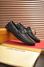 Louis Vuitton Loafer Men's LV2684 - 4