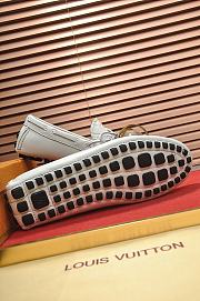 Louis Vuitton Loafer Men's Mocassins LV2583 - 4