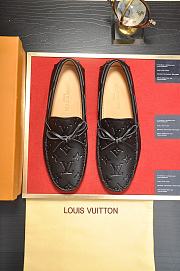 Louis Vuitton Loafer Men's Mocassins LV2584 - 2