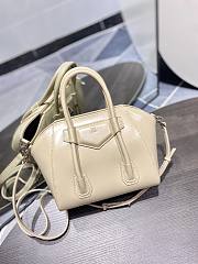 Givenchy Antigona Lock Bag G0230 Size 18x28x12cm - 4