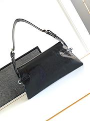 Givenchy P'tit Voyou Bag G0019 Size 32x7x16cm - 6