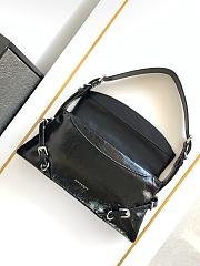 Givenchy P'tit Voyou Bag G0019 Size 32x7x16cm - 4