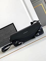 Givenchy Voyou Roller Bag G3211 Size 24x9x13cm - 1