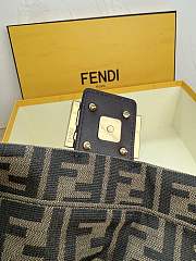 Fendi Backpack Code F2277 Size 26x12x23cm - 4