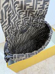 Fendi Backpack Code F2277 Size 26x12x23cm - 3