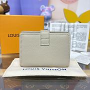 Louis Vuitton Wallet M12410 Size 11x8.5x2cm - 5