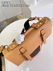 Louis Vuitton Backpack M21847 Size 30x40x15cm - 4