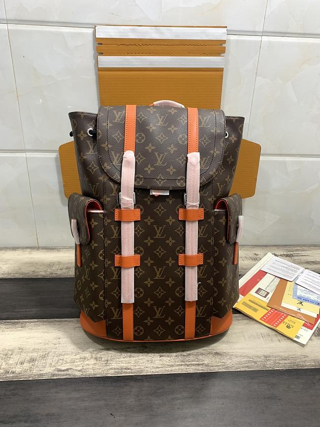 LV Christopher Backpack M5651 Size 41×48×13cm - 1