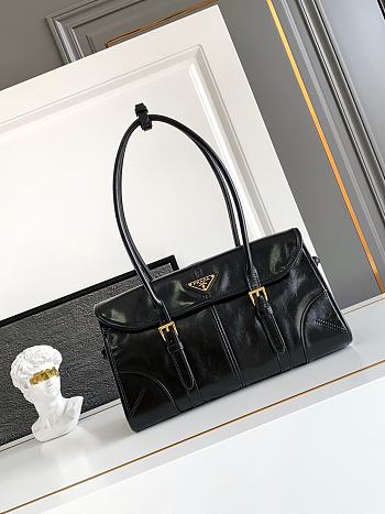 Prada Bag Code P5522 Size 31x15x12cm