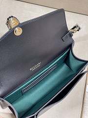 BVLGARI Bag Serpenti Forever BV3054 Size 22x15x4.5cm - 2