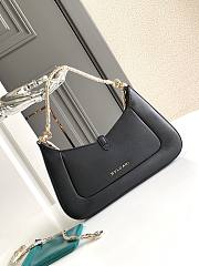 Bvlgari Shoulder Bag BV3621 Size 27x18x4cm - 5