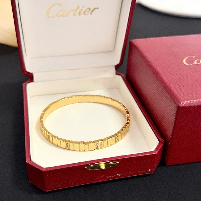 Cartier Bracelet Code C36003 - 1
