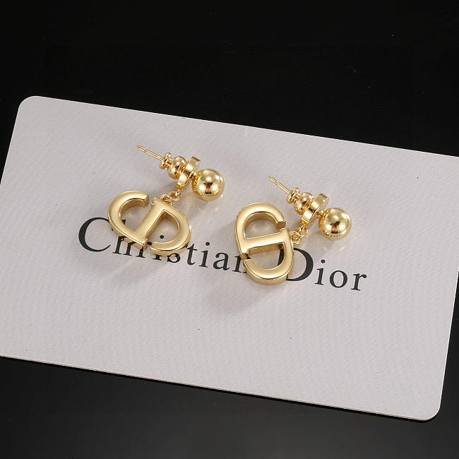Dior Earrings Code D002589 - 1