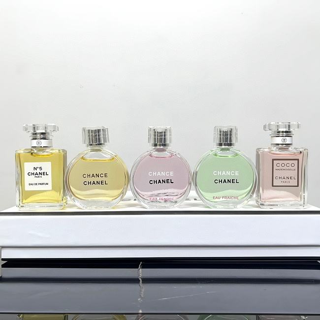 Chanel Perfume Set 19704 (5mlx5 pieces) - 1