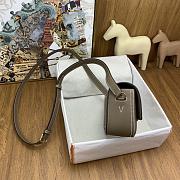 Hermès Della Cavalleria Elan Bag HM2518 Size 21x15x6cm - 6