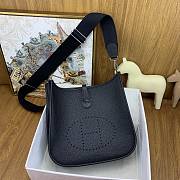 Hermès Evelyne Bag HM1607 Size 29cm - 4