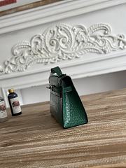 Hermès Kelly Pochette Crocodile HM189 Size 21x12x6cm - 3